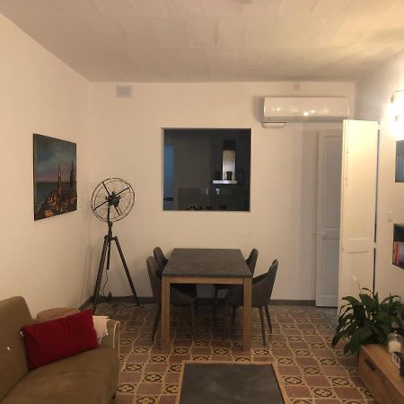 Valletta Retro Apartment ภายนอก รูปภาพ