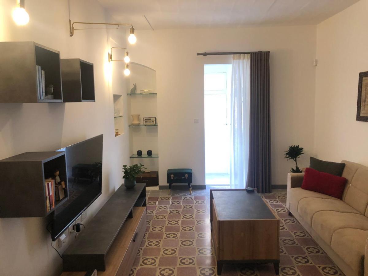 Valletta Retro Apartment ภายนอก รูปภาพ
